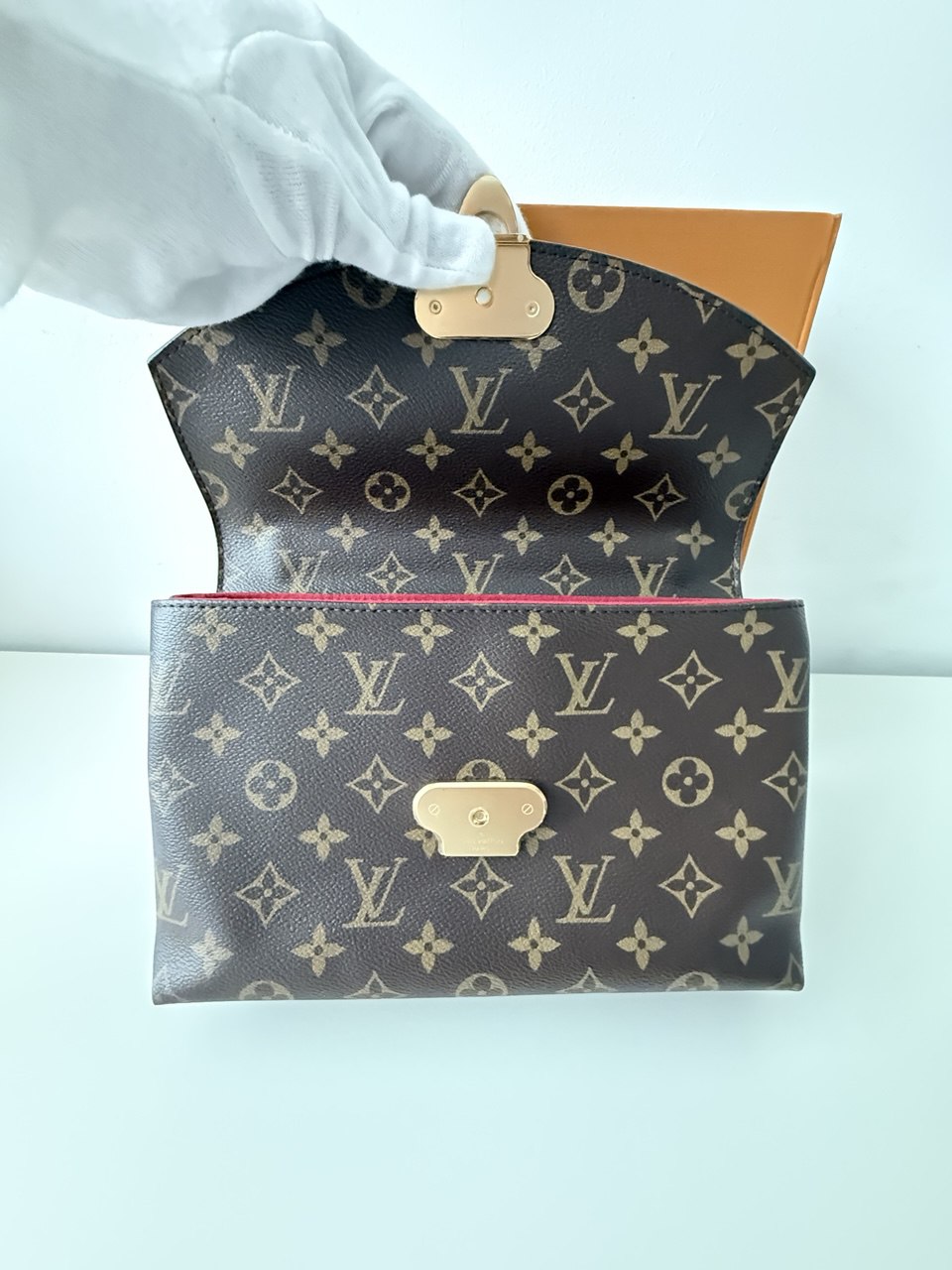 Pre Loved Luxury Shoulder Bag in Monogram Canvas & Wine | Designer Style